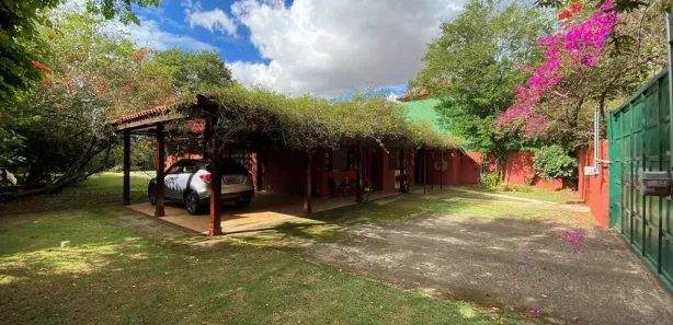 Fazenda/Sítio com 3 Quartos à venda, 285m² no Chácara Vale do Rio Cotia, Carapicuíba