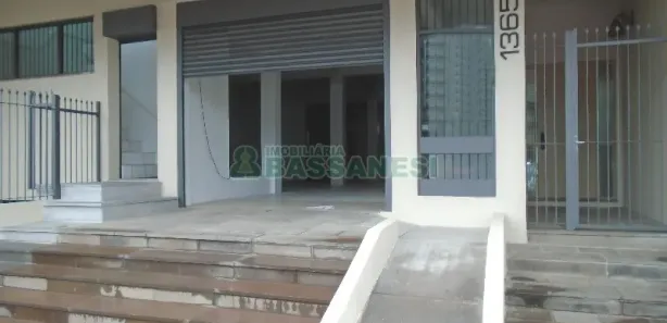 Ponto Comercial para alugar, 250m² no Nossa Senhora de Lourdes, Caxias do Sul