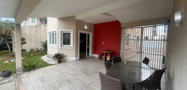 Casa de Condomínio com 3 Quartos para alugar, 250m² no Flores, Manaus