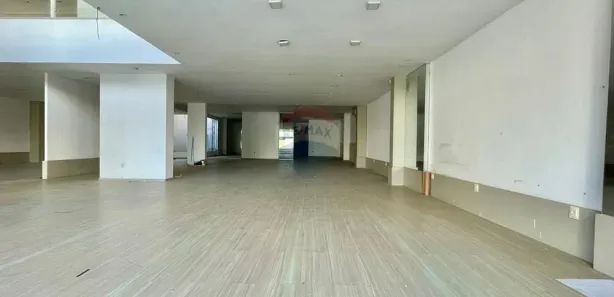 Ponto Comercial para alugar, 800m² no Tirol, Natal