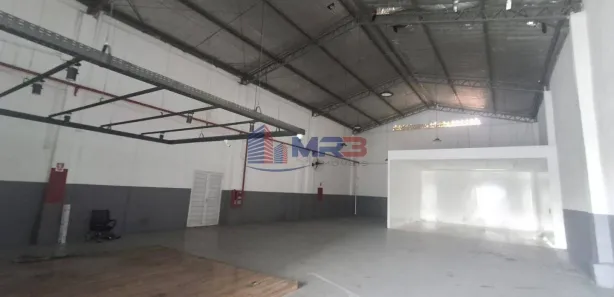 Ponto Comercial para alugar, 700m² no Tanque, Rio de Janeiro