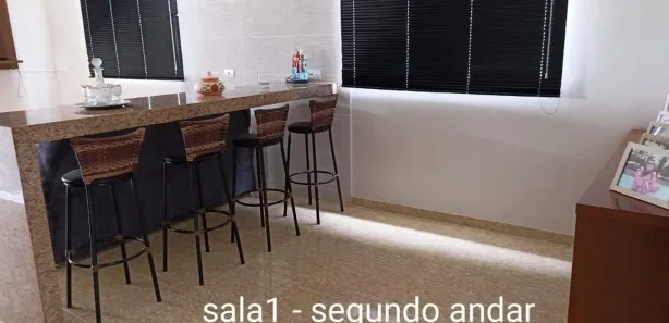 Fazenda/Sítio com 4 Quartos à venda, 160m² no Centro, Formiga