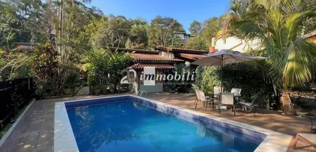 Casa de Condomínio com 4 Quartos para venda ou aluguel, 320m² no Chácara dos Lagos, Carapicuíba