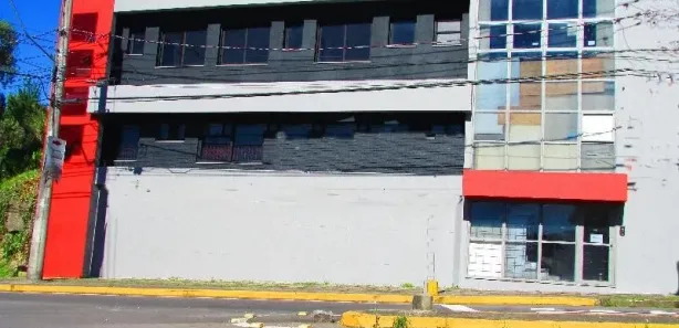Ponto Comercial à venda, 440m² no Sagrada Família, Caxias do Sul