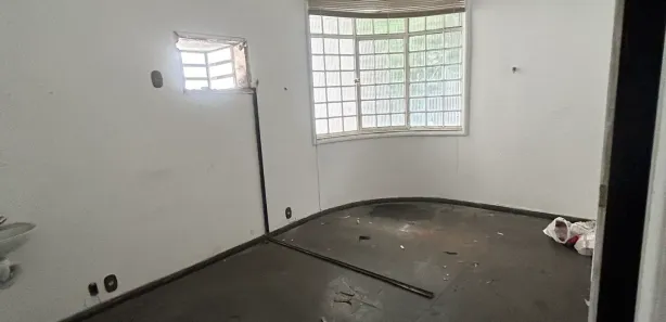 Prédio Comercial com 13 Quartos para alugar, 300m² no Centro, Nova Iguaçu