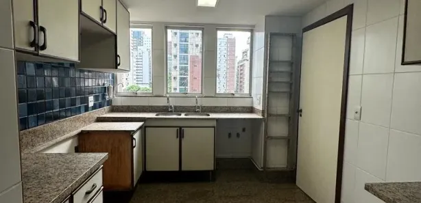 Apartamento com 4 Quartos à venda, 150m² no Lourdes, Belo Horizonte