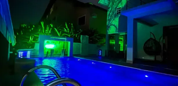 Casa com 6 Quartos para venda ou aluguel, 210m² no Balneário Praia do Pernambuco, Guarujá