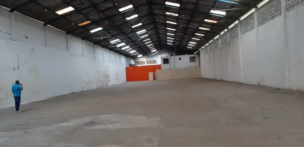 Galpão/Depósito/Armazém para alugar, 2134m² no Campinas de Pirajá, Salvador