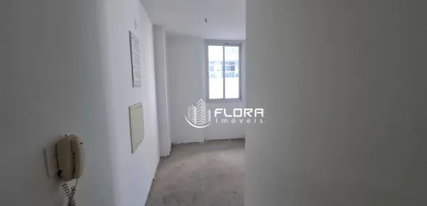 Sala Comercial à venda, 30m² no Santa Rosa, Niterói