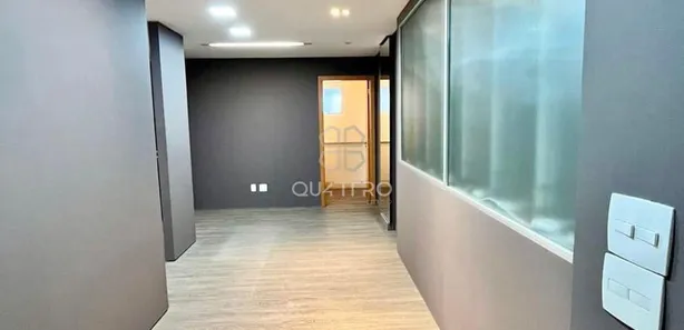 Sala Comercial à venda, 113m² no Panazzolo, Caxias do Sul