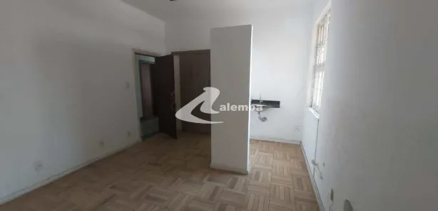 Sala Comercial para alugar, 35m² no Centro, Santos