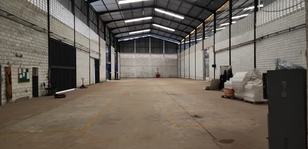 Galpão/Depósito/Armazém para alugar, 6000m² no Buraquinho, Lauro de Freitas