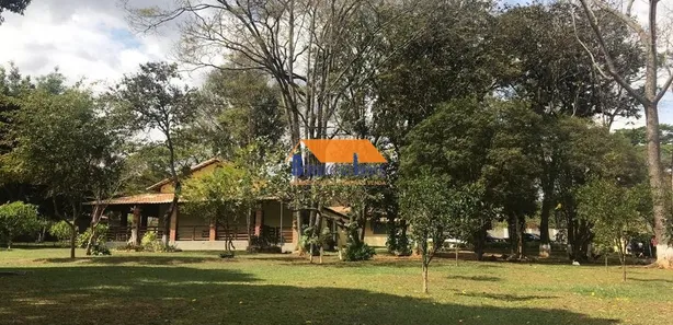 Fazenda/Sítio com 10 Quartos à venda, 500m² no Charneca, Betim