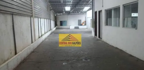 Galpão/Depósito/Armazém para alugar, 2500m² no Arraial do Retiro, Salvador