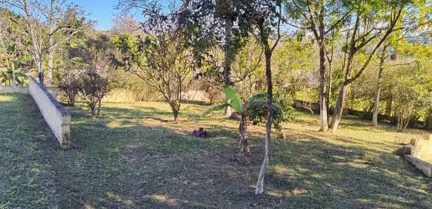 Fazenda/Sítio com 3 Quartos à venda, 1300m² no Centro, Biritiba Mirim