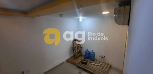 Ponto Comercial para alugar, 50m² no Vila Valqueire, Rio de Janeiro
