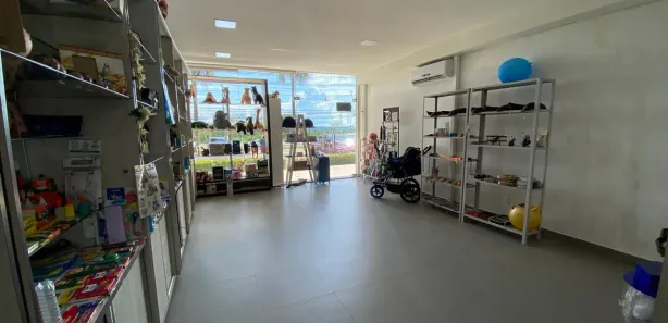 Ponto Comercial à venda, 50m² no Colônia Terra Nova, Manaus