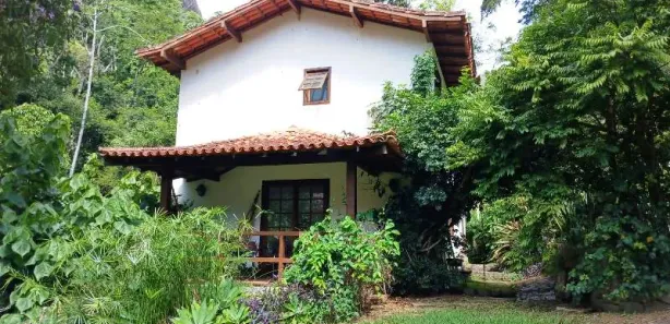 Casa de Condomínio com 2 Quartos para alugar, 100m² no Pedro do Rio, Petrópolis