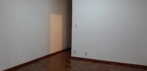 Kitnet com 1 Quarto à venda, 45m² no Centro, Londrina