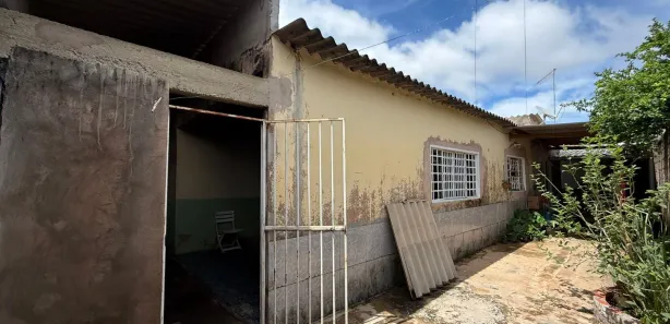 Casa com 3 Quartos à venda, 200m² no Arapoanga, Brasília
