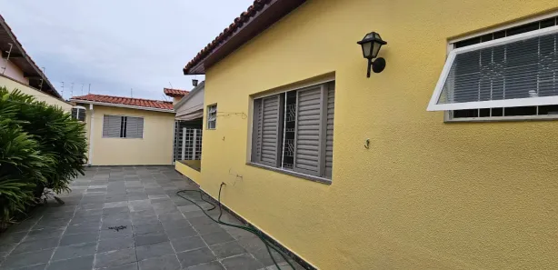 Casa com 3 Quartos para alugar, 120m² no Vila Colorau, Sorocaba