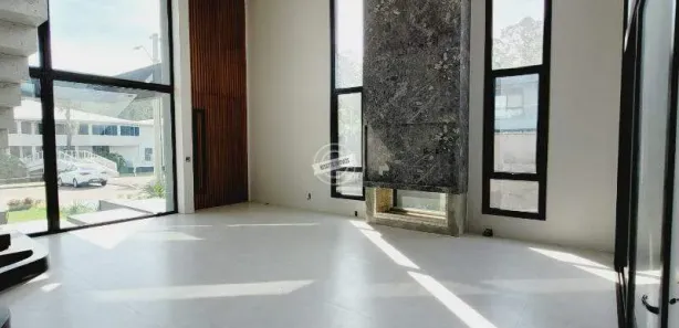 Sobrado com 3 Quartos à venda, 373m² no Distrito Industrial, Cachoeirinha