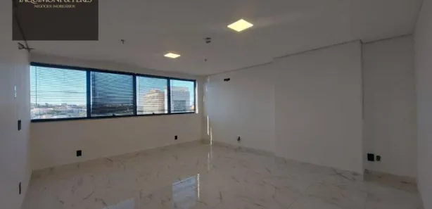 Sala Comercial para alugar, 35m² no Centro, Anápolis