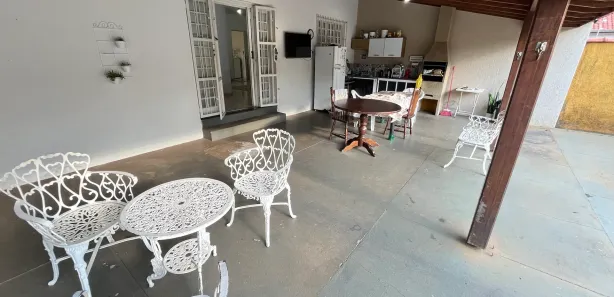 Casa com 2 Quartos à venda, 129m² no São João Batista, Brotas