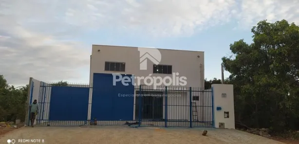 Galpão/Depósito/Armazém para venda ou aluguel, 404m² no Plano Diretor Sul, Palmas