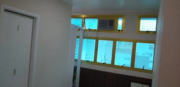 Sala Comercial à venda, 49m² no Gonzaga, Santos