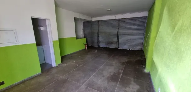 Ponto Comercial para alugar, 140m² no Asa Norte, Brasília