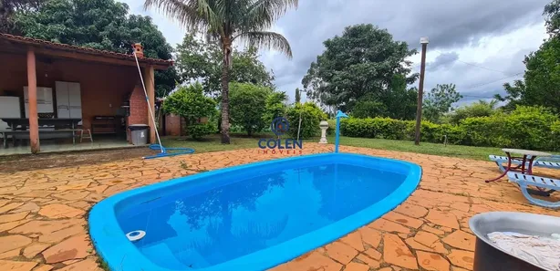 Fazenda/Sítio com 4 Quartos à venda, 250m² no , Caetanópolis