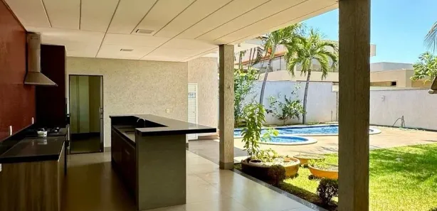 Sobrado com 4 Quartos para alugar, 300m² no Jardins Milão, Goiânia