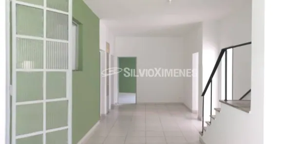 Casa com 4 Quartos para alugar, 219m² no Serra, Belo Horizonte