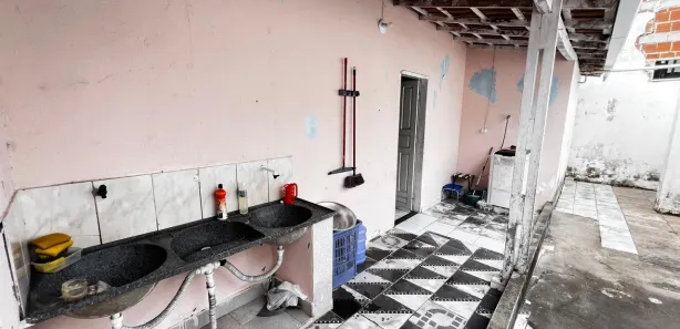 Casa com 3 Quartos à venda, 115m² no Santa Lúcia, Eunápolis