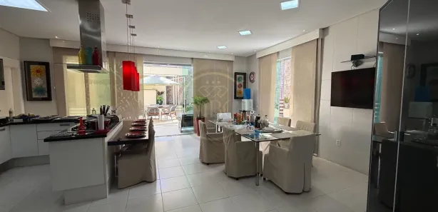 Casa de Condomínio com 5 Quartos à venda, 500m² no Adrianópolis, Manaus