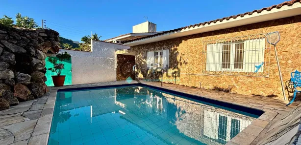 Casa com 4 Quartos à venda, 140m² no Guaiúba, Guarujá