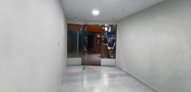 Ponto Comercial para alugar, 20m² no Vila Valqueire, Rio de Janeiro