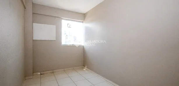 Sala Comercial para alugar, 56m² no Centro, Canoas