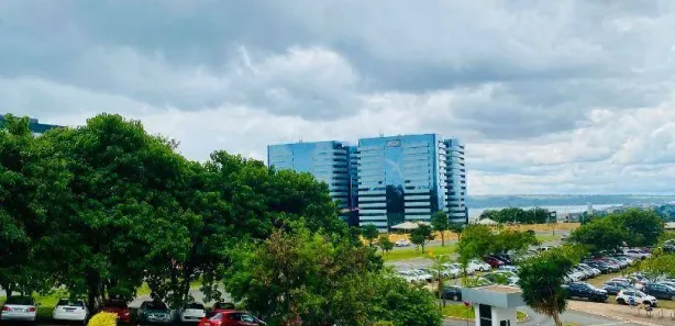 Sala Comercial para alugar, 27m² no Asa Norte, Brasília