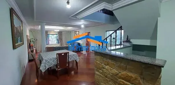 Sobrado com 4 Quartos à venda, 378m² no Vila Janete, Carapicuíba