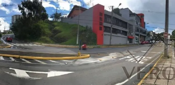 Sala Comercial com 3 Quartos à venda, 720m² no Sagrada Família, Caxias do Sul