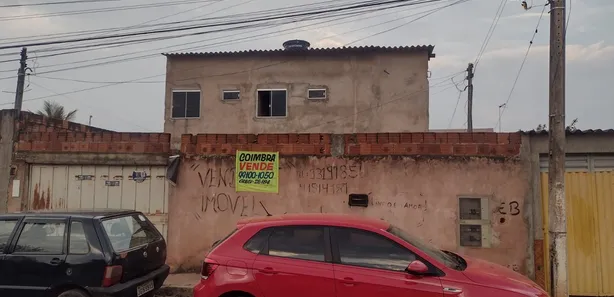 Casa com 5 Quartos à venda, 300m² no Arapoanga, Brasília