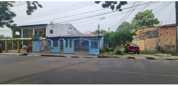 Casa com 4 Quartos à venda, 216m² no Aleixo, Manaus
