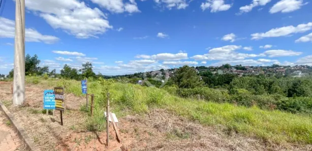 Lote/Terreno à venda, 305m² no 4 Colônias, Campo Bom