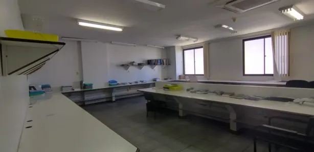 Sala Comercial à venda, 200m² no Stiep, Salvador