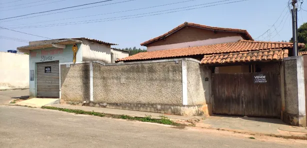 Casa com 3 Quartos à venda, 390m² no Centro, Caetanópolis
