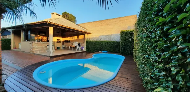 Sobrado com 3 Quartos à venda, 365m² no Centro, Guaíba