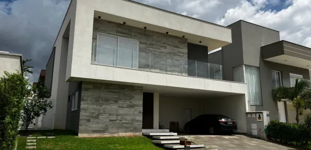 Casa de Condomínio com 4 Quartos à venda, 337m² no Jardins Valência, Goiânia