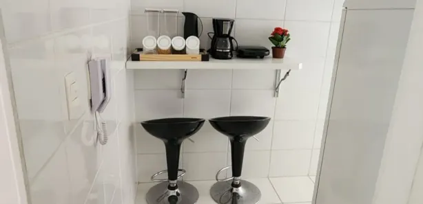 Apartamento com 2 Quartos para alugar, 45m² no Joana D'Arc, Nova Iguaçu